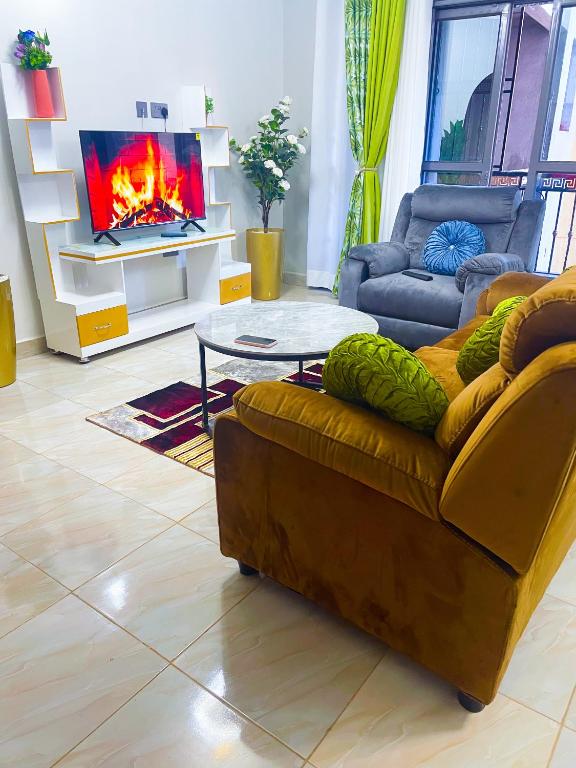Cozy Residence IV 2bedroom Apartment near Speke Resort - Bed and Breakfast Munyonyo