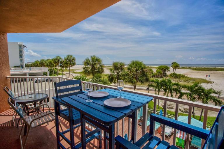 301 - Surf Beach Resort - Ferienwohnung St. Pete Beach