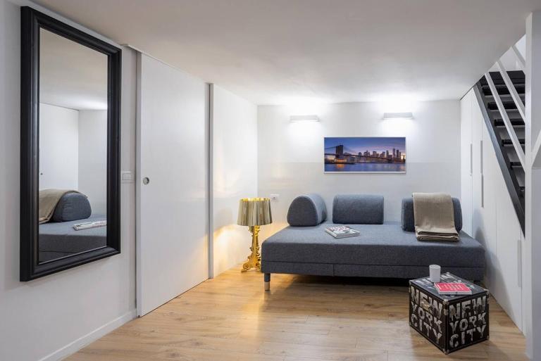 Walk to Duomo, Central Loft near Metro, M4 Linate 2min walk - B&B Milan