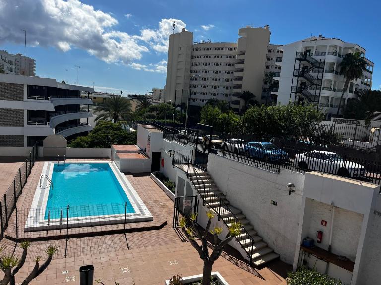 Coastal Apartment 5 Min from Playa del Inglés Pool & Quiet Complex - Ferienwohnung Playa del Ingles