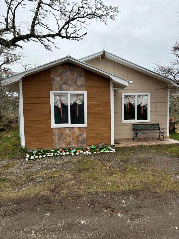 Cabañas Montes de la Patagonia - Bed and Breakfast Punta Arenas