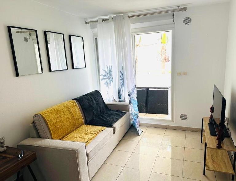 Appartement T3 au Moufia, Saint-Denis - B&B Sainte-Clotilde