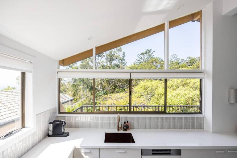 Otto Descola - Views, walk to Hastings St & beach - B&B Noosa Heads