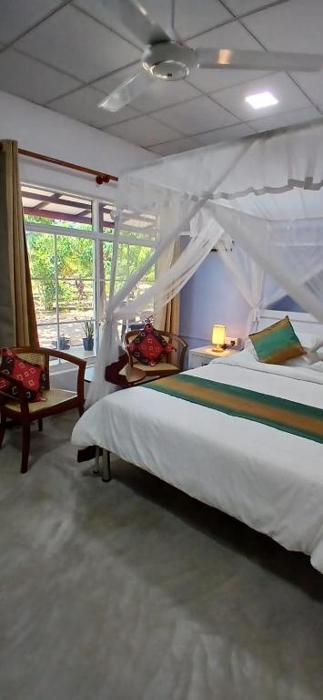 Surf Side Komari - Bed and Breakfast Arugam Bay