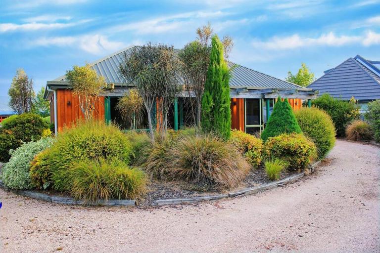 Popular Family and Pet friendly Modern Cosy Bach WiFi - B&B Hanmer Springs