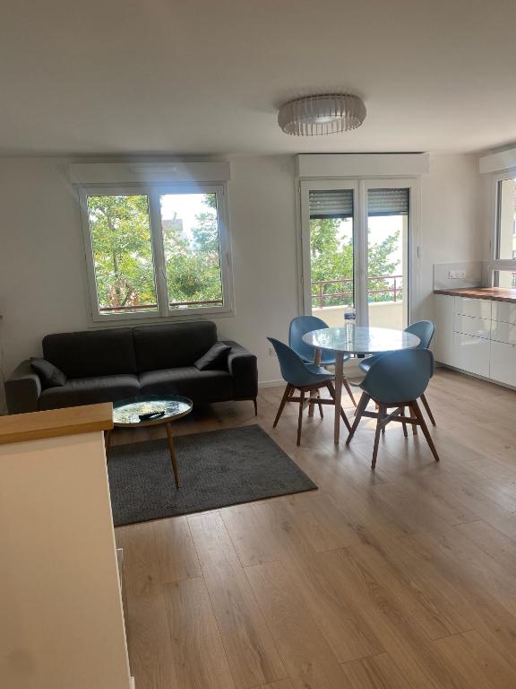 AG Immobilier 95 - B&B Bezons