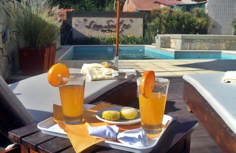 Lom Suites - Chambres d'hôtes Merlo