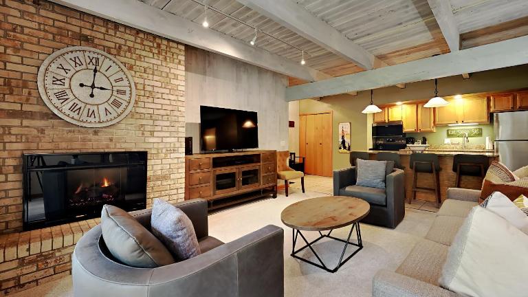 Timberline Condominiums 1 Bedroom Deluxe Unit A2G - Bed and Breakfast Snowmass Village