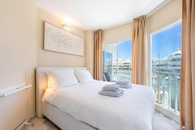 Vivendos - BN02 - Puerto Marina - Chambres d'hôtes Benalmádena