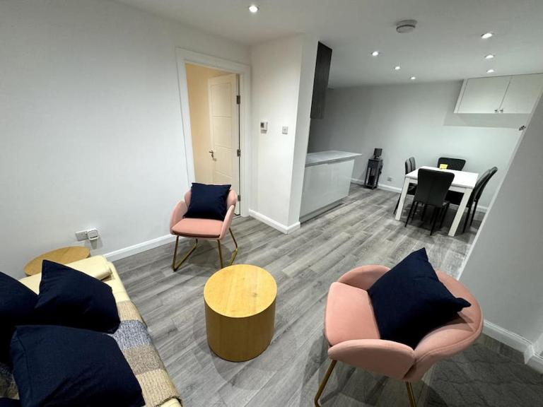 Great 3 bedrooms Flat in Clapham - B&B London