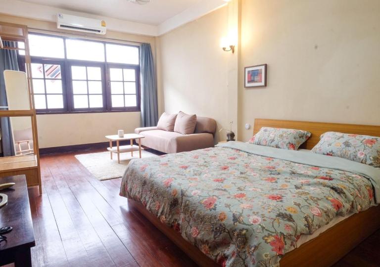 DaHouse next to MRT Itsaraphap exit1 - Chambres d'hôtes Bangkok Yai