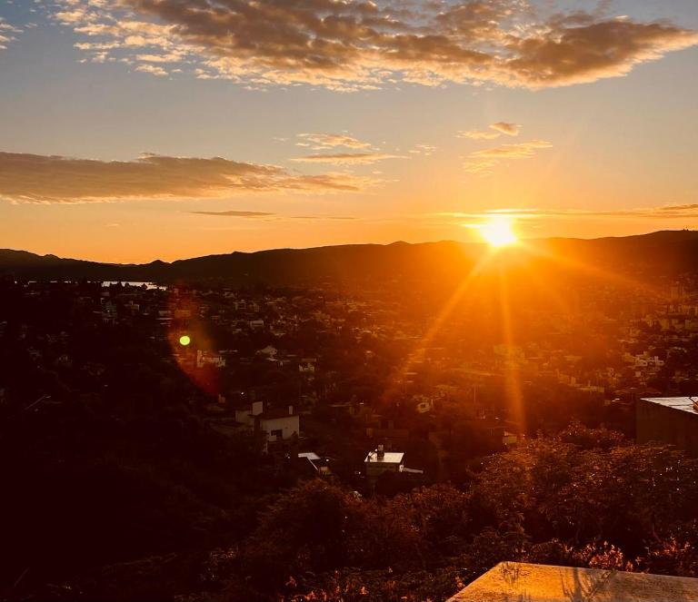 Amanecer Serrano Carlos Paz - Ferienwohnung Villa Carlos Paz