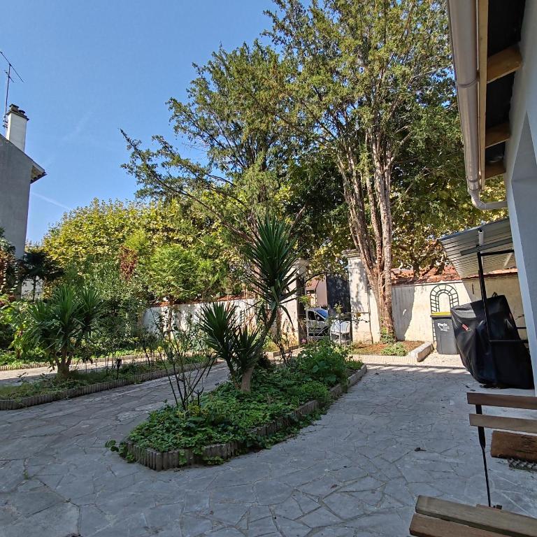 Jardin Briand - Ferienwohnung Champigny-sur-Marne