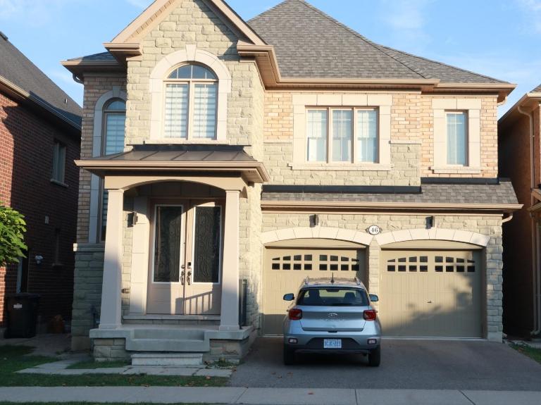 Stunning Furnished 2 Bedroom 2 Washroom Basement Apartment - Bed and Breakfast Brampton