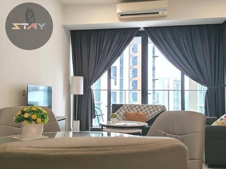 GM 2904 Couple Cozy Netflix 100mbps BySTAY - B&B Iskandar Puteri