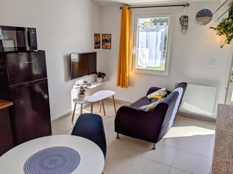 Studio indépendant tout équipé au calme - B&B St. Jean-Pla-de-Corts