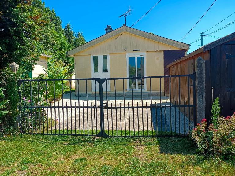 Gîte atypique pour une famille ou séjour professionnel - B&B Saint-Germain-le-Guillaume