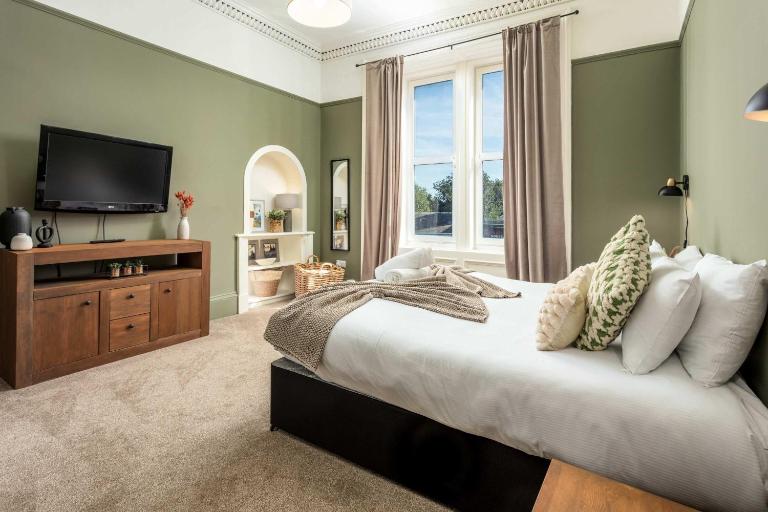 The Angus Suite - B&B Prestwick