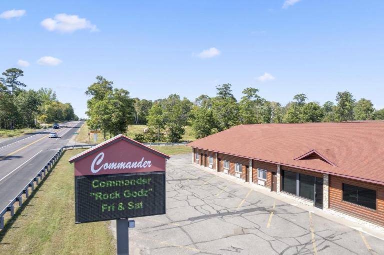 Commander Motel - B&B Pequot Lakes