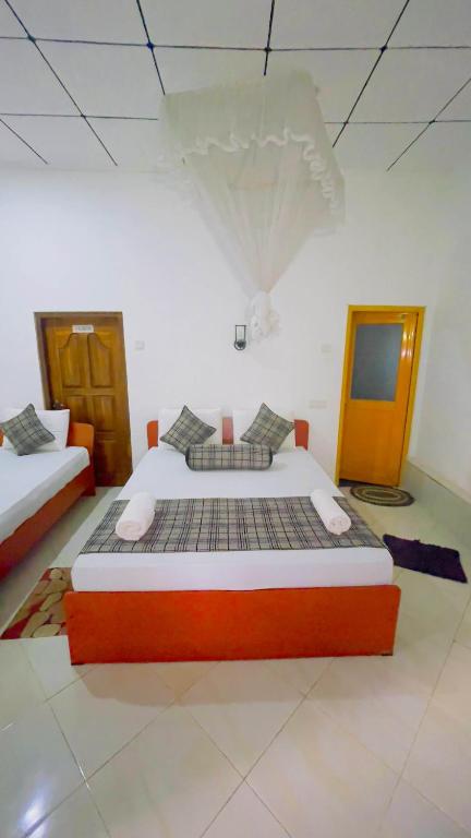 White Eagle Hotel - Chambres d'hôtes Sigiriya