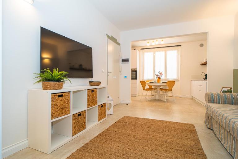 H H Moneglia il Vicolo - B&B Moneglia
