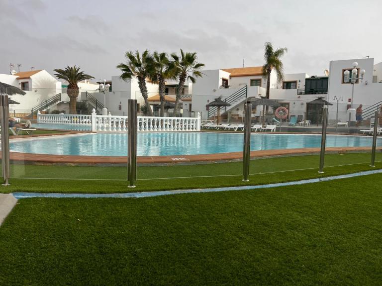 Casa Alba in centric area at caleta de fuste with Air Conditioner - Ferienwohnung Caleta de Fuste