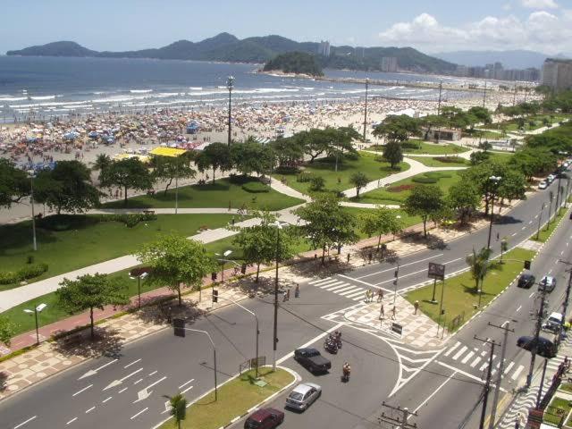 Apartamento Santos Avenida Praia - B&B Campo Grande