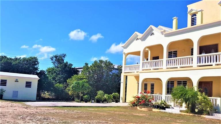 Island Paradise Apartments - Bed and Breakfast The Valley