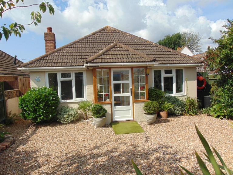Dolphins - B&B Pevensey