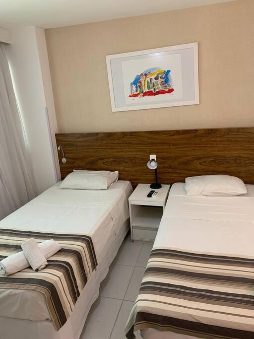 Flat Particular Marizienne Duplo Hotel Vision 24 - B&B Brasília