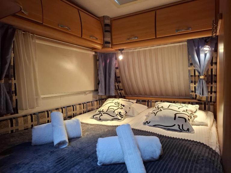 Elves Cabin Wagon - B&B Rovaniemi