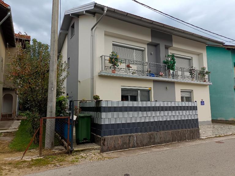 Jasmir - B&B Bihać