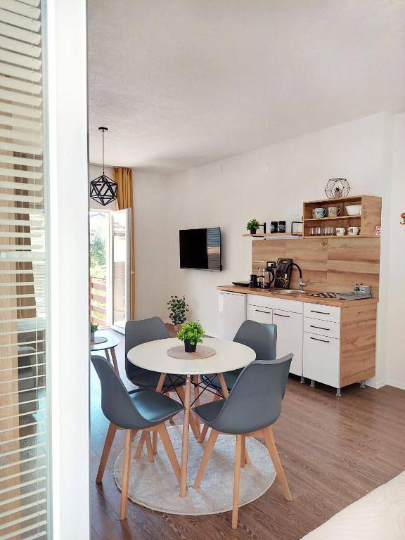 Ata Apartment Ohrid - B&B Ohrid