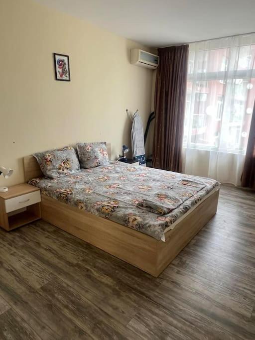 Двустаен апартамент с басейн Глобал - Ferienwohnung Sonnenstrand