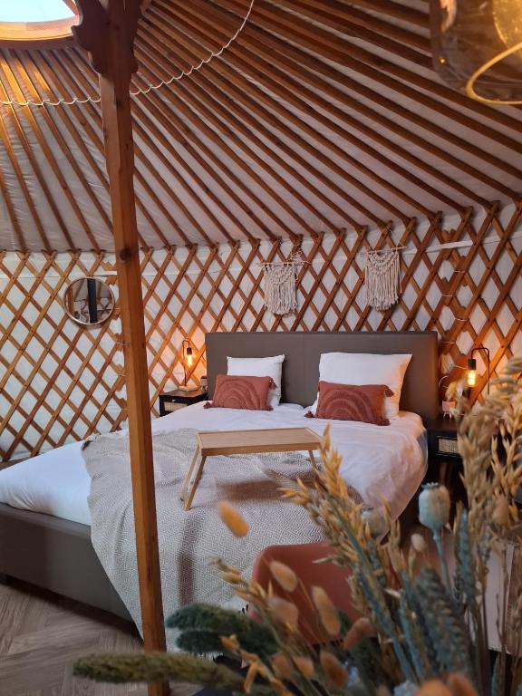 Yurt 2-4p - B&B Ravels