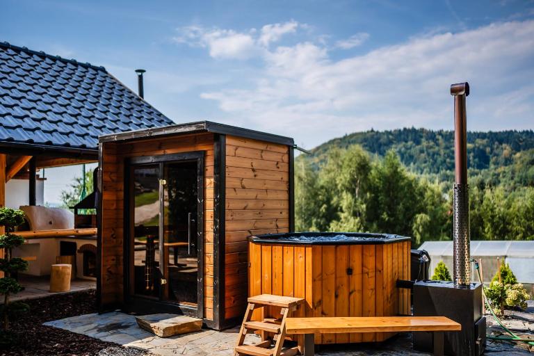 ForRest House Jacuzzi & Sauna - Ferienwohnung Jasienica