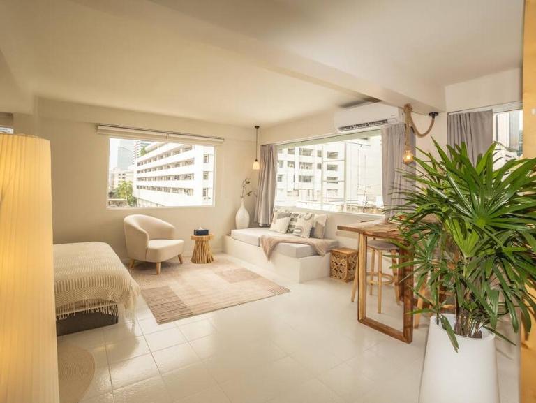 Cozy studio room - 2 guests in the heart of Silom - 6B - Chambres d'hôtes Bang Rak