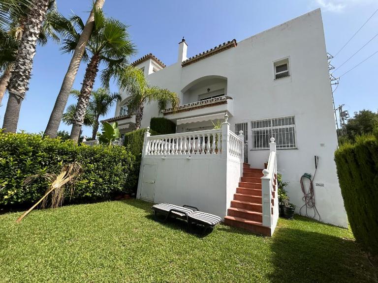 Estepona Casa Jenny - B&B Estepona