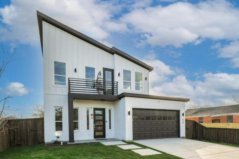 Modern and Spacious High End Home near Downtown - B&B Dallas