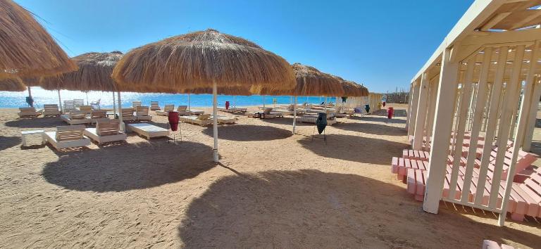 Cozy 1BR in Princess Resort with Pools & Private Beach - B&B Hurghada
