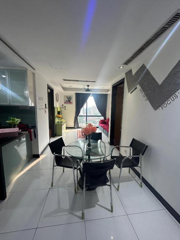 Golden HeavenHomestay - Bed and Breakfast Kuala Lumpur