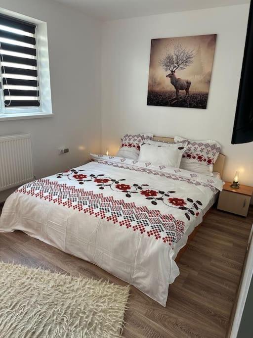 Chic Urban Retreat - B&B Drâmbar