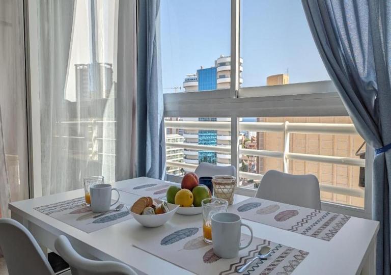 Torre Domo Levante Playa Ganna - B&B Benidorm