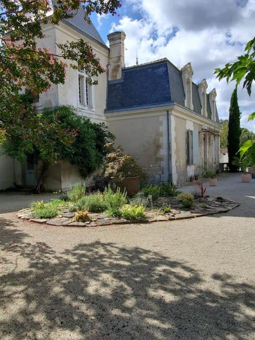 La Grelauderie 8 - Bed and Breakfast Saintes