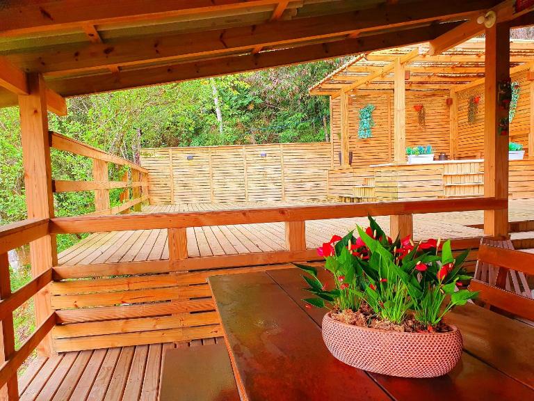 Casa dos Alpes com Jacuzzi hidro e Lareira - Ferienwohnung Santo Amaro da Imperatriz