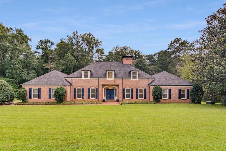 World Cup Villa - Pool - Private Soccer - Sleeps 16 - B&B Lithonia