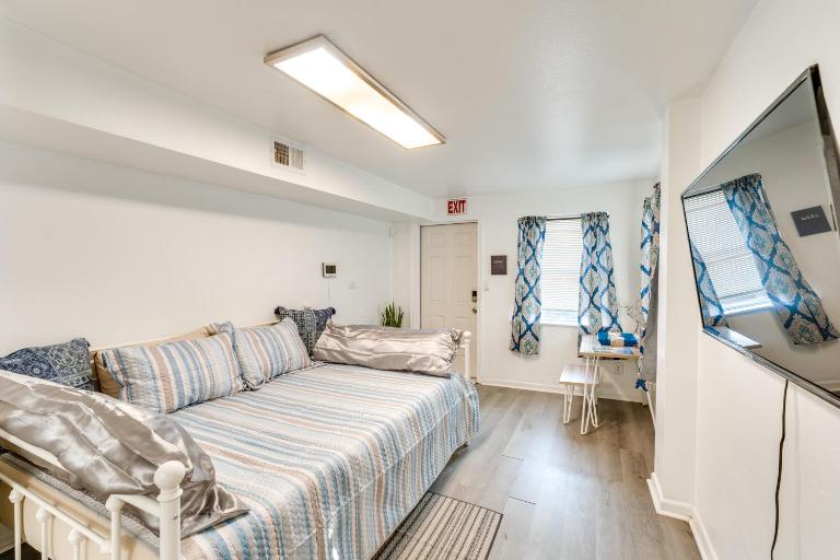 Daytona Beach Studio: Walk to Boardwalk + Pier! - Ferienwohnung Daytona Beach