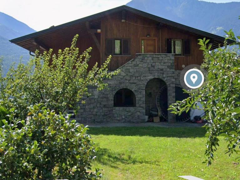 casa vacanze LA CA Del Cunfec - Bed and Breakfast Sondrio