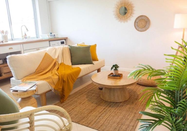 Mango Moon Phuket Tropical 2BR near Central Phuket - Bed and Breakfast Ban Ra-Ngeng