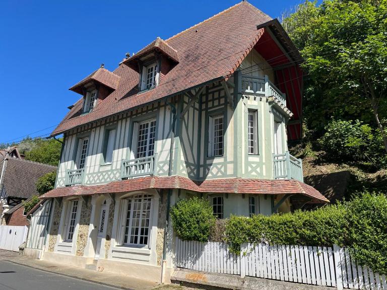 Villa La Petite Normandy Vue Mer - Chambres d'hôtes Trouville-sur-Mer